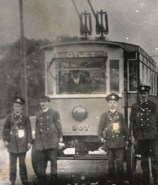 Trackless Tram 1915