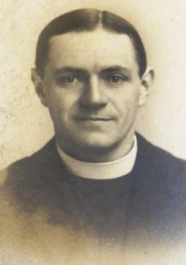 Rev. Spurrier 1915 – 1923.
