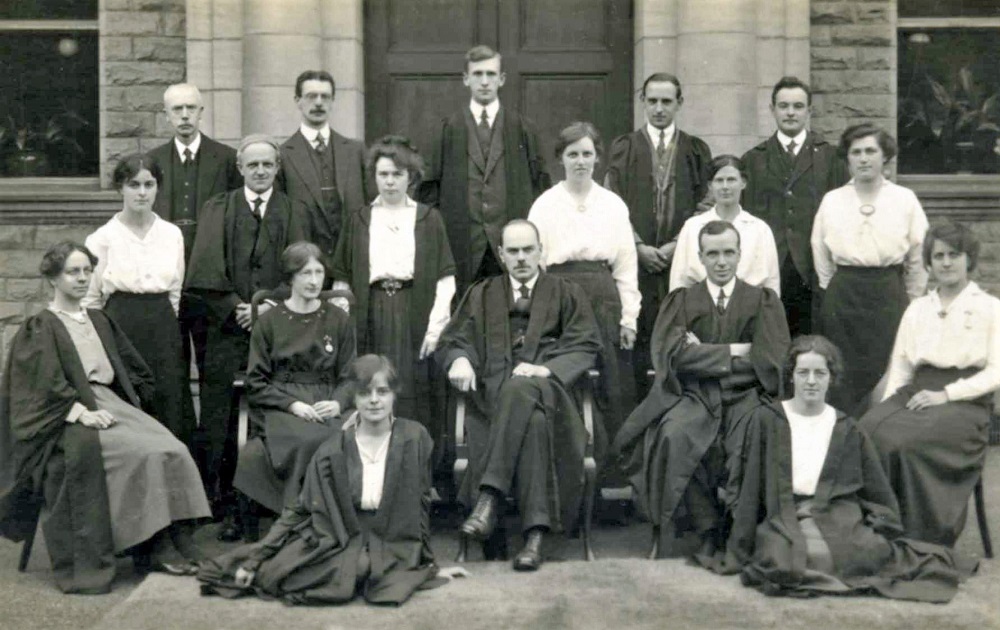 Yeadon & Guiseley Secondary School - Staff Photo 1914